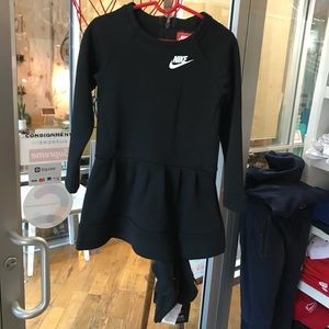 Nike Tech Fleece Girls Dress Size 3T